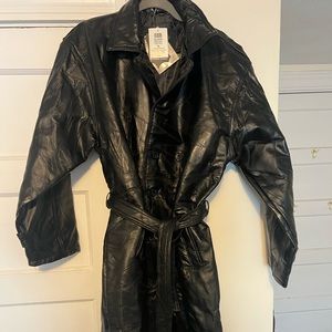 NEW WITH TAGS: genuine leather trench coat/size XL